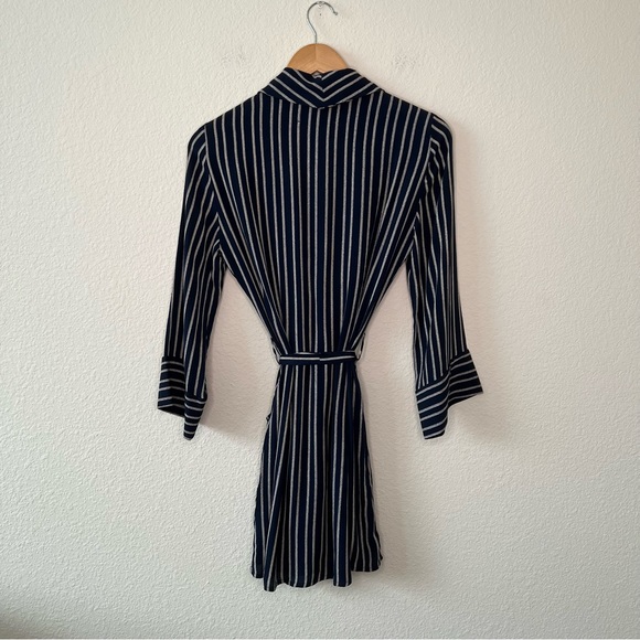 Reformation striped robe dress size extra small - Picture 7 of 13